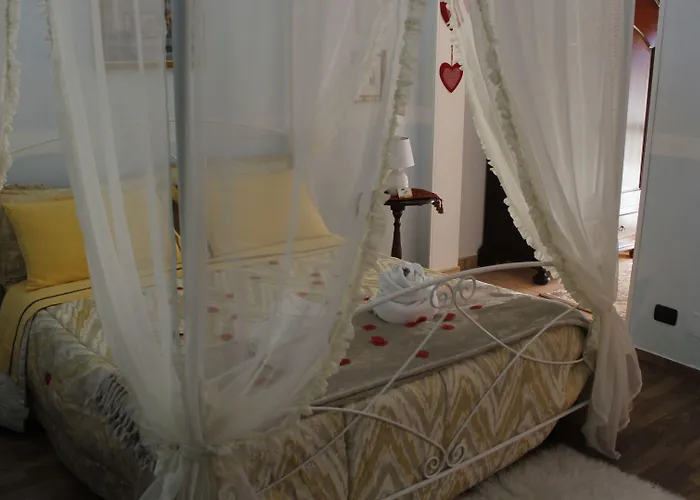 A Casa Di Mich * مونتيروني دي ليتشي