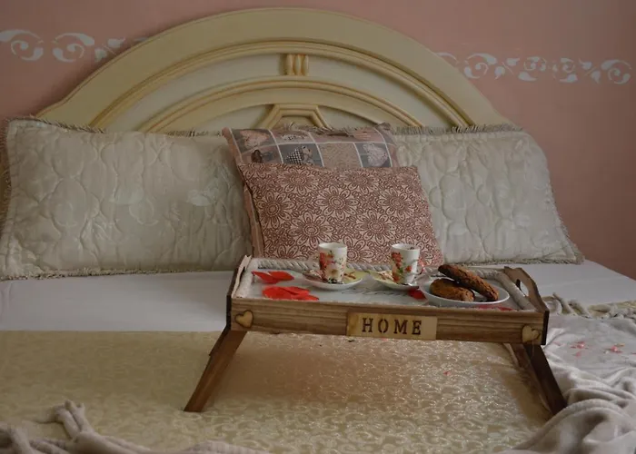 A Casa Di Mich * مونتيروني دي ليتشي